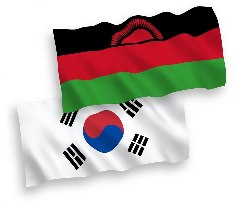 Flags of South Korea and Malawi